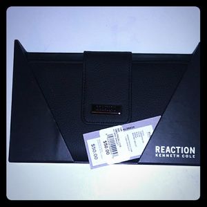 NWT Kenneth Cole Reaction Black Leather Wallet